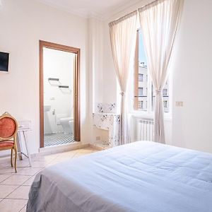 Camera familiare con letto queen size
